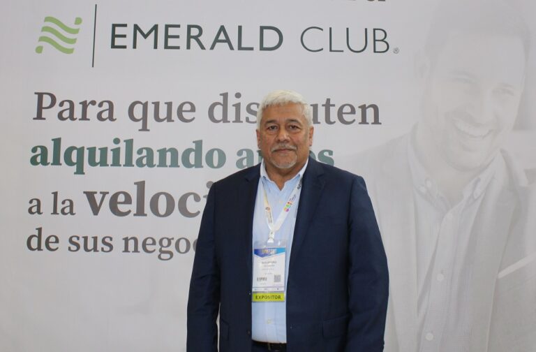 Alejandro Herrera, Gerente de Zimple Rentals