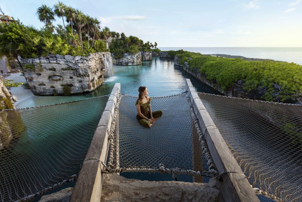 razones para alojarse en Xcaret Arte