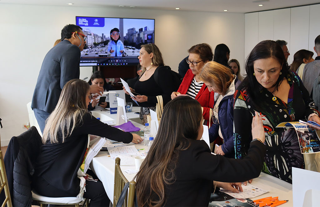 Globy, Global Partner Day