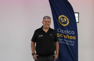 Henry Garzón, Viva Consolidadora Turística, y su programa de vuelos chárter
