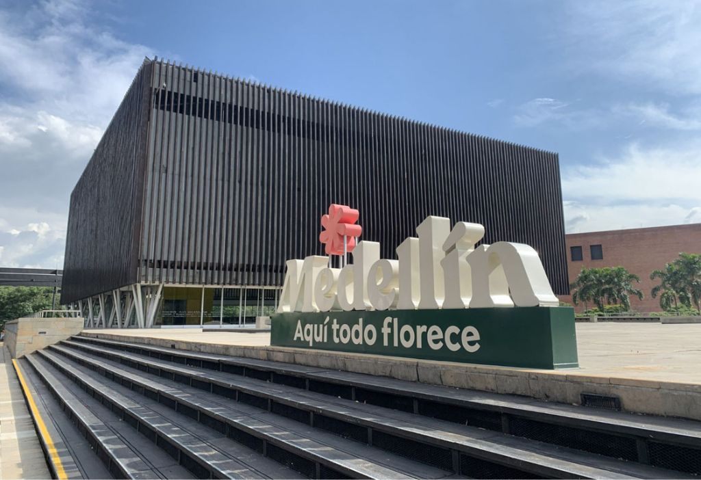 Medellín aquí todo florece