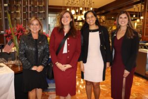 Visit USA Colombia 25 años