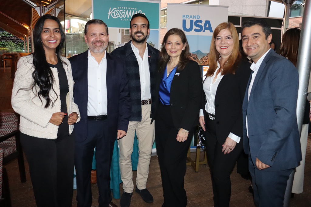 Visit USA Colombia 25 años