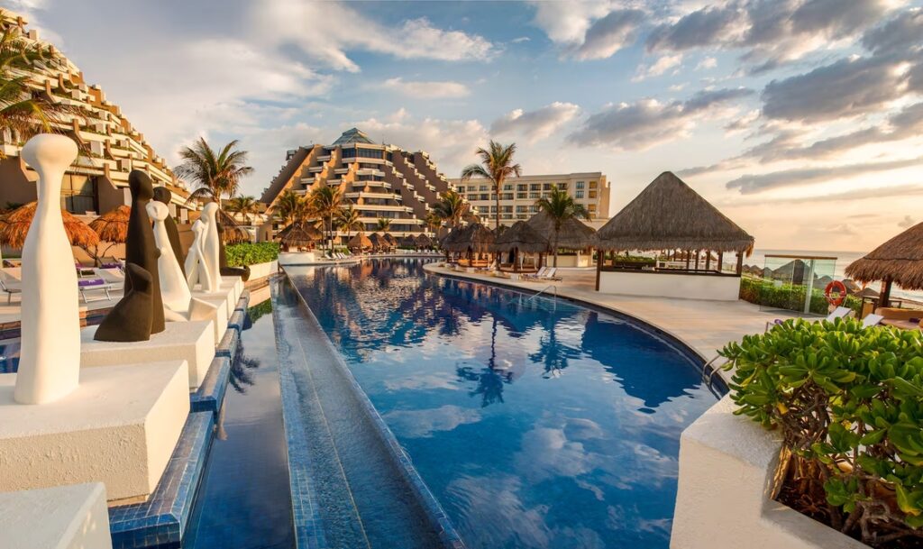 Meliá hizo una inversión de 50 milones de dólares, con el fin de renovar uno de sus hoteles insignia del caribe mexicano.