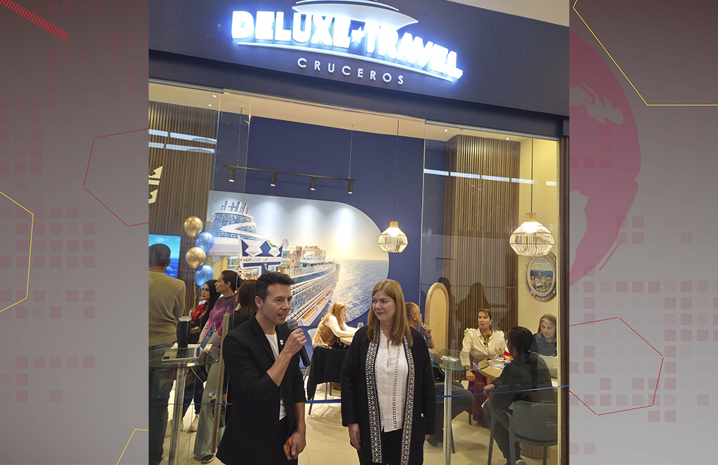 Deluxe Travel Multiplaza