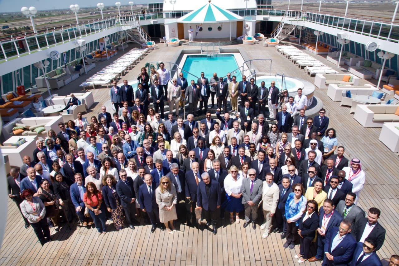 WTTC reúne a más de 300 líderes del turismo global en un crucero por el Canal de Suez